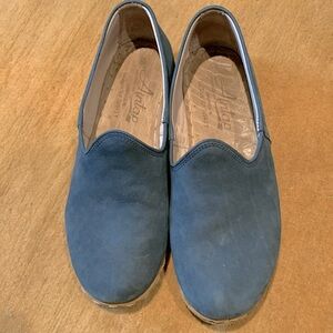Turkish Slip On Shoes Blue Suede 39 Loafers Sabahs